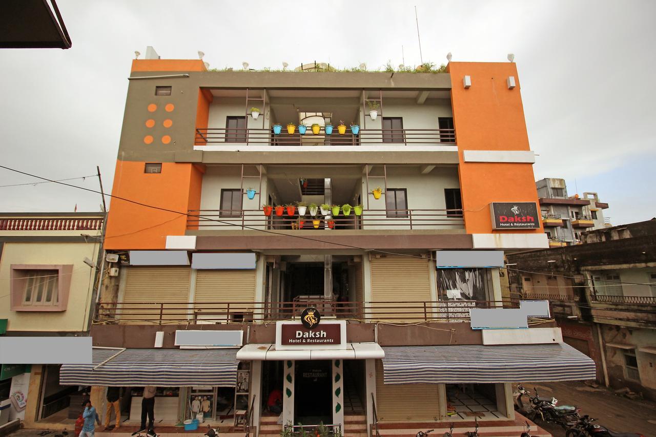 Daksh Hotel And Restaurant Talala Exterior foto